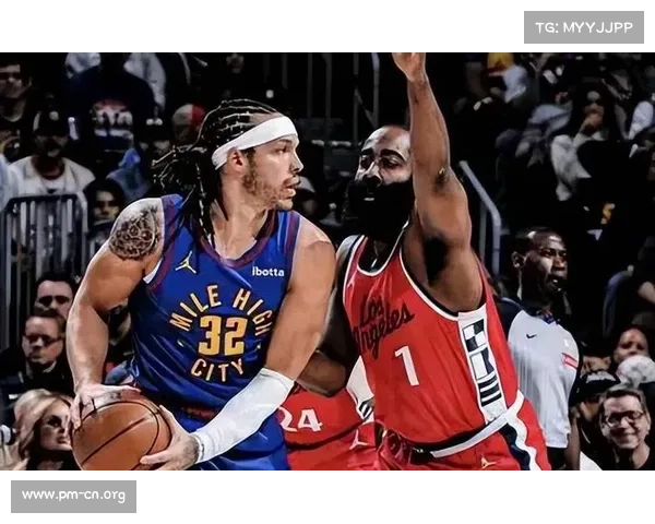 NBA常规赛激战正酣 球员屡创新纪录全力拼搏助力球队冲击季后赛 NBA常规赛激战正酣 球员屡创新纪录全力拼搏助力球队冲击季后赛
