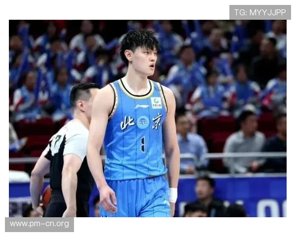 深圳王浩然荣膺本赛季最具进步球员曾凡博李弘权分列二三位焦点奖